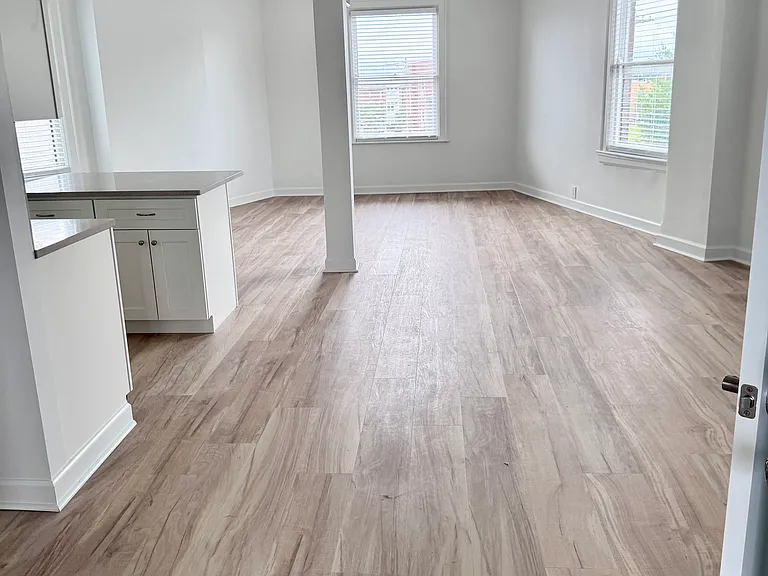 300 W Pike St #1 — Photo 2