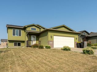 4105 S Linedrive Ave, Sioux Falls, SD 57110
