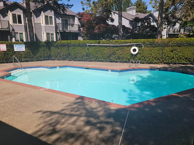 11109 NE 124th Ln #B205 — Photo 13