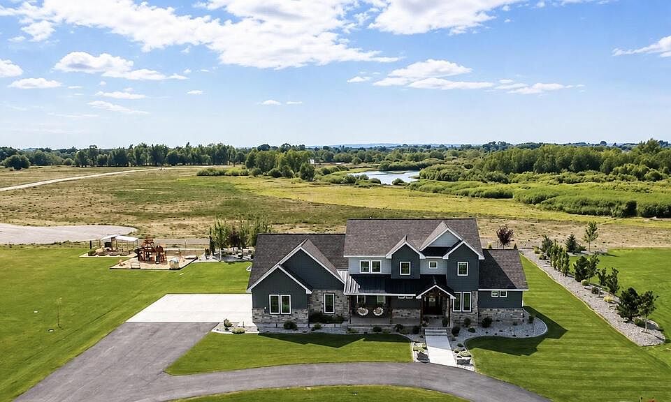 1st image of 3419 Henrys Fork Way