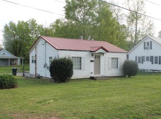 407 Crestview Dr, Hopkinsville, KY 42240
