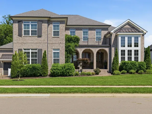 5586 Hardeman Springs Blvd, Arrington, TN 37014