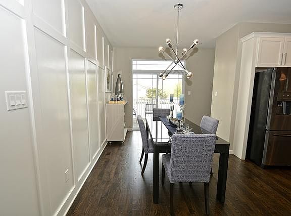 3rd image of 17886 Oak Park Ave