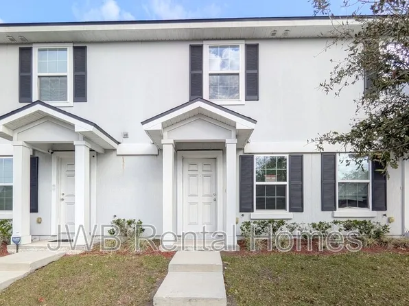 8476 McGirts Village Ln, Jacksonville, FL 32210