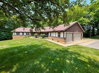 N5255 Oak Hill Rd, Fond du lac, WI 54937