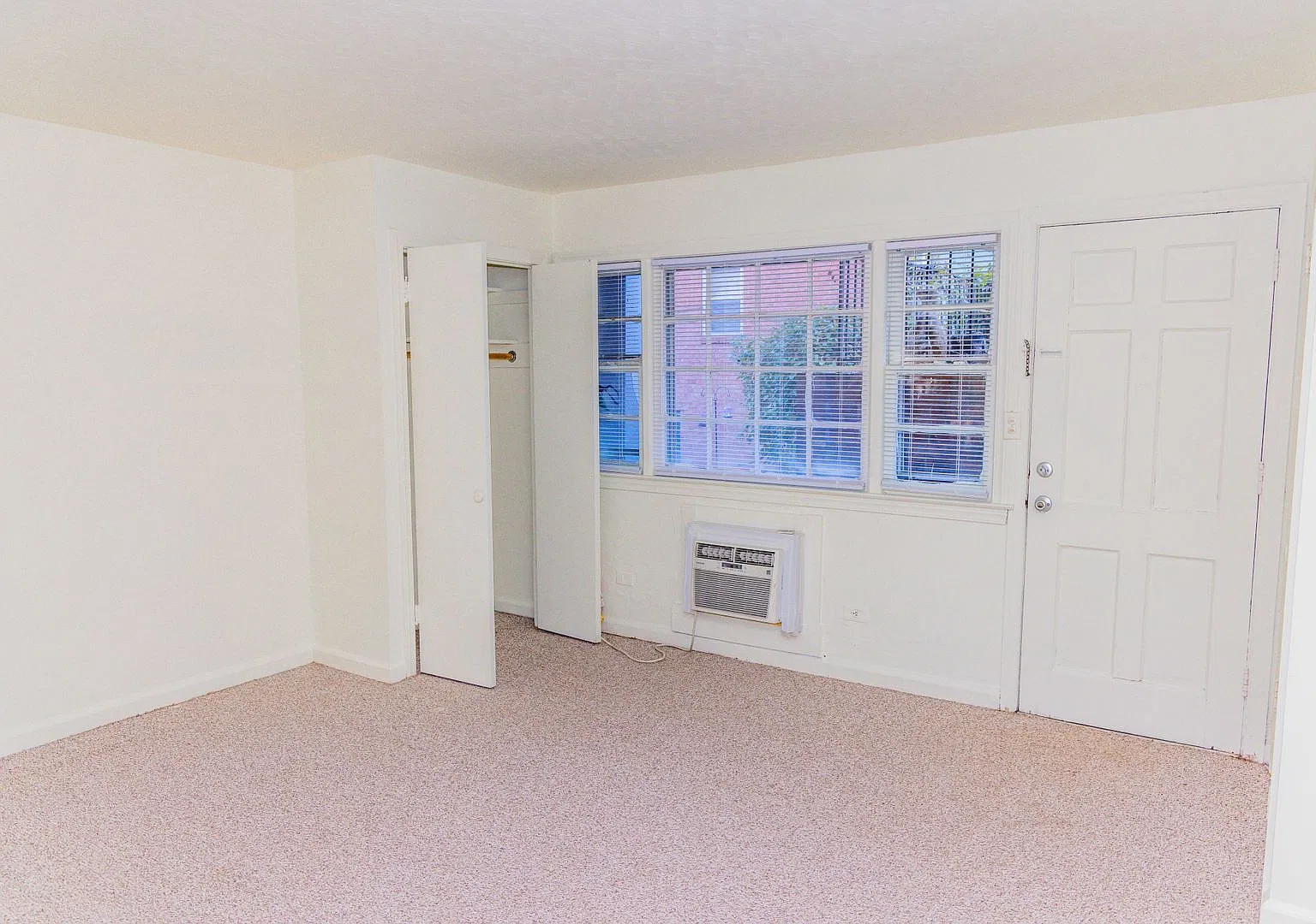 101 Carrollton Terrace — Photo 3