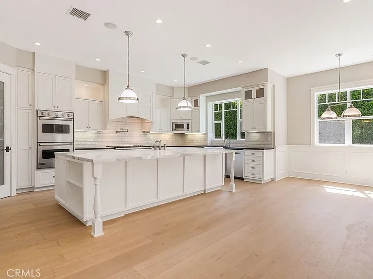 4503 Ethel Ave — Photo 11