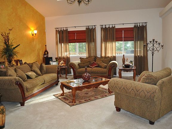 3rd image of 589 NE Eagle Rock Way