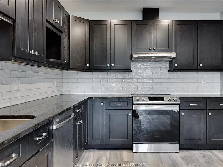 1500 Ouellette Ave #405 — Photo 23