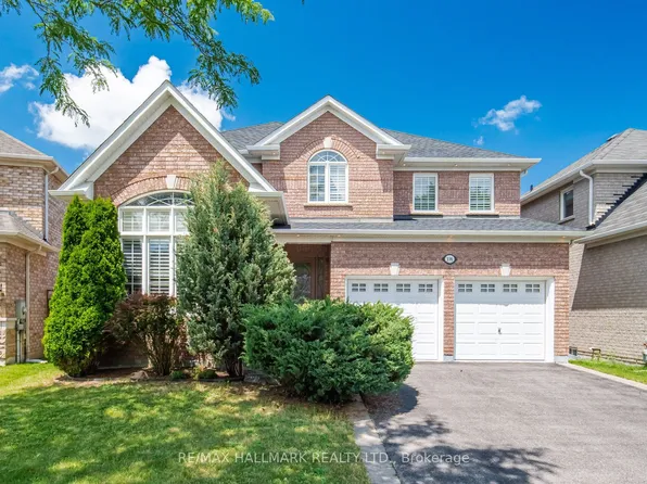 116 Beare Trl, Newmarket, ON L3X 3B6