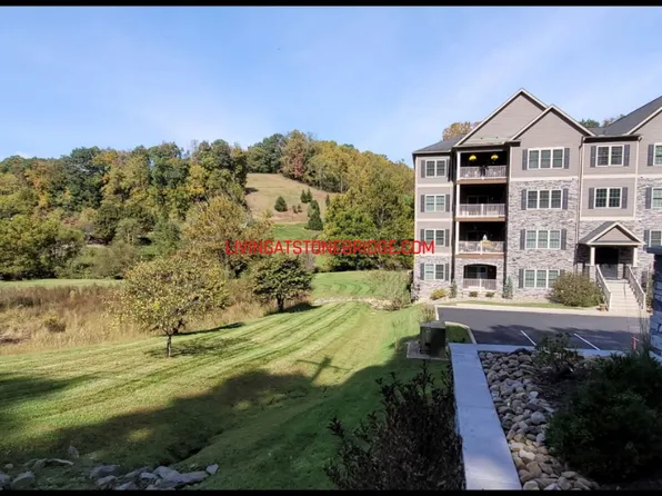 101 Country Meadow Ln #1, Bridgeport, WV 26330