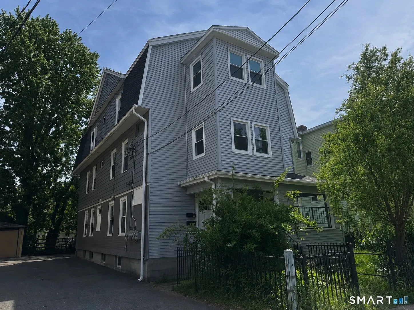3 bed, 1368 sqft, $1,950 — Photo 2