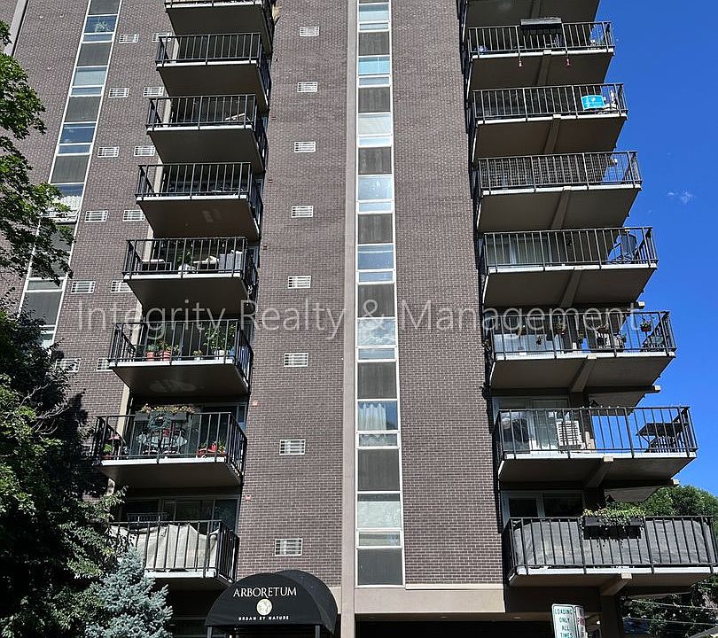 1st image of 1150 N Vine St #801