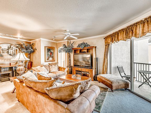 4th image of 8539 GATE Parkway #9420