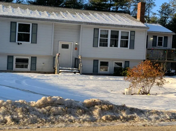 18 Hope Ave, Steep Falls, ME 04085