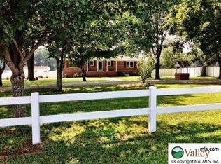 19495 Looney Rd, Athens, AL 35613