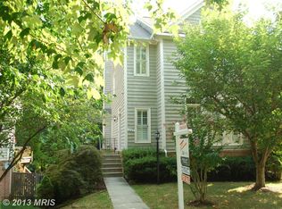 1225 Weatherstone Ct, Reston, VA 20194