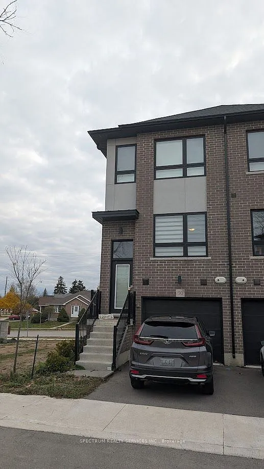 3 bed, $2,400 — Photo 1