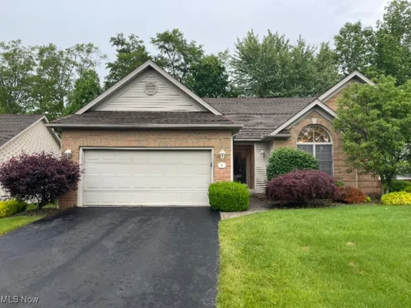 7007 Clingan Rd Unit 8, Poland, OH 44514