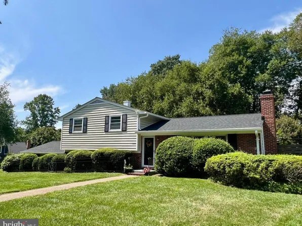 2938 Sylvan Hill Ct, Ellicott City, MD 21043