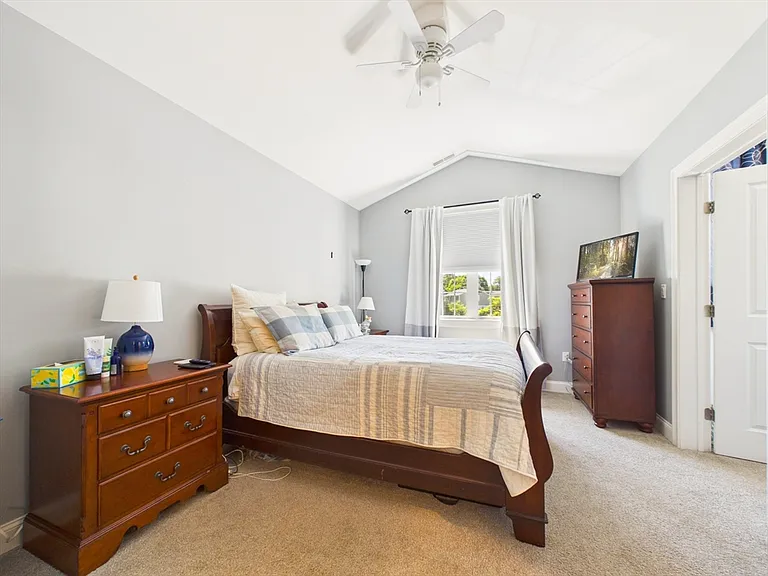 70 Endicott St #405 — Photo 12