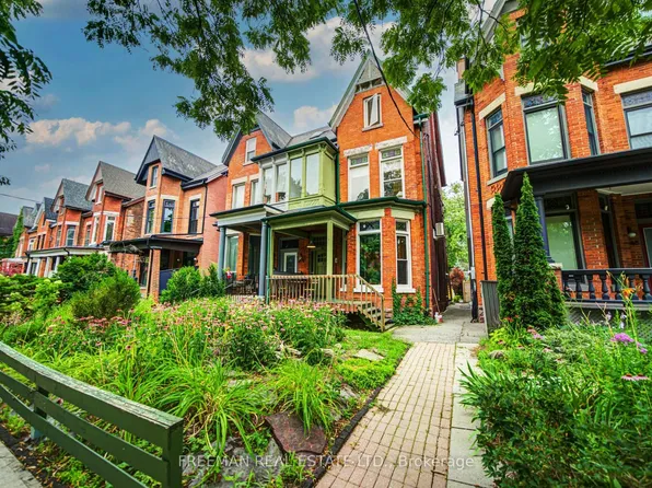 46 Brunswick Ave, Toronto, ON M5S 2L7