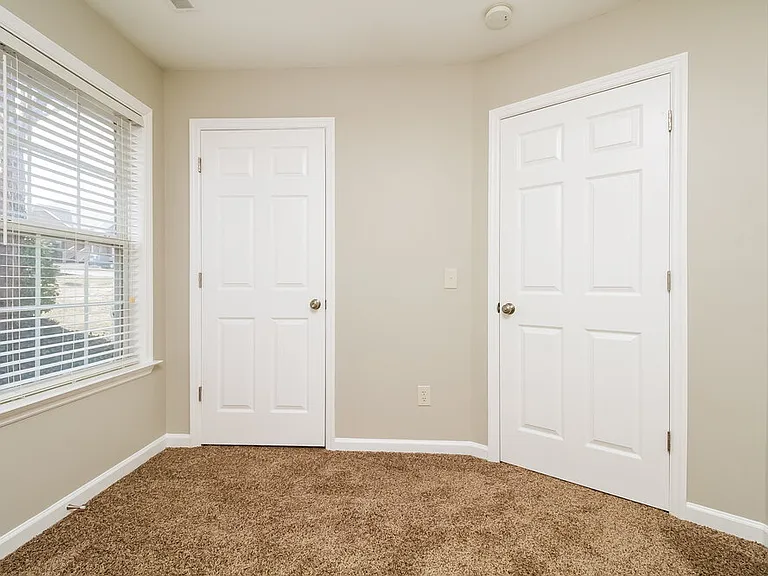 142 Homestead Pl — Photo 12