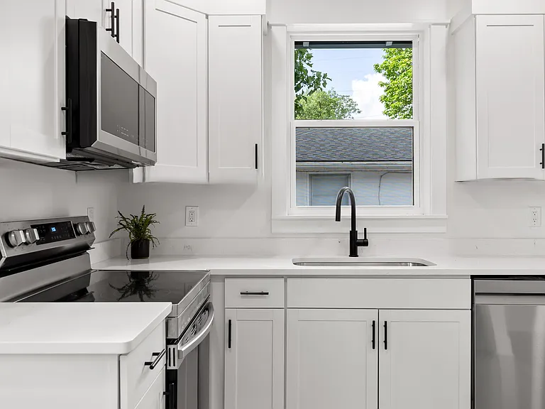 1308 S Lyerly St — Photo 14