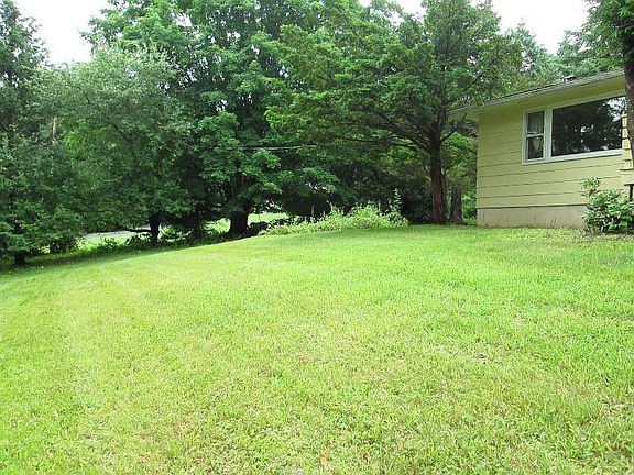 2nd image of 42 Brooks Dr