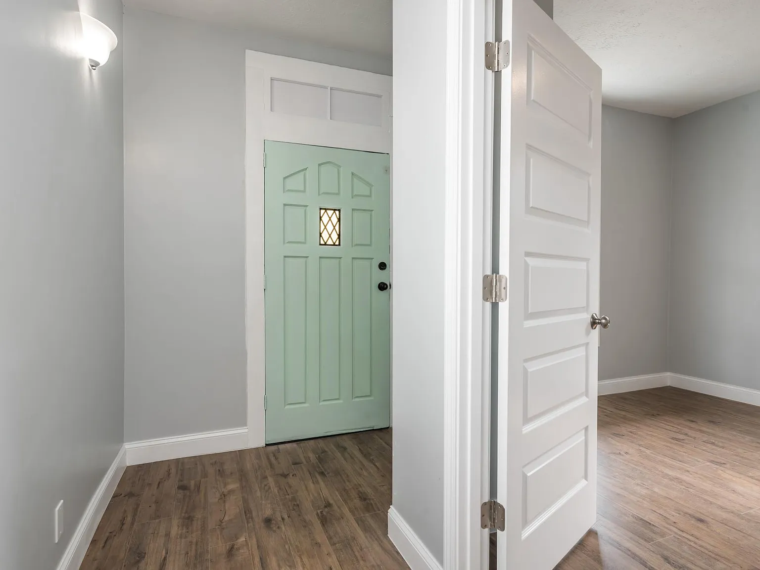 3 bed, 1555 sqft, $2,000 — Photo 4