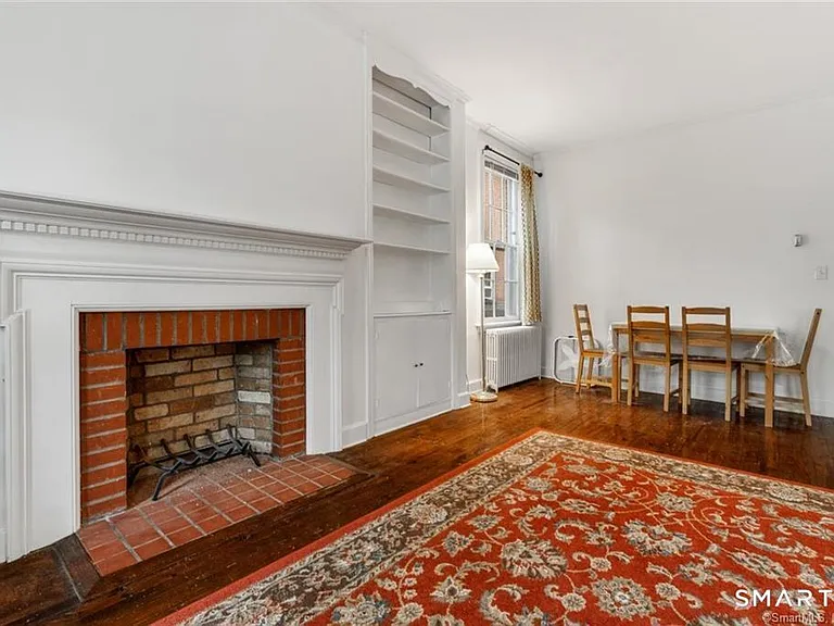 239 Bradley St #2 — Photo 4