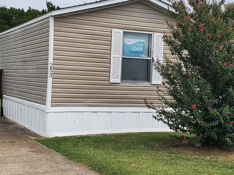 Southfork (Denton) — Photo 33