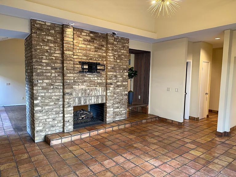 6710 Firelight Ln — Photo 14