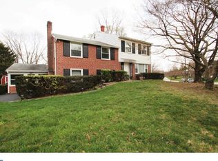 303 Governors Dr, Wallingford, PA 19086