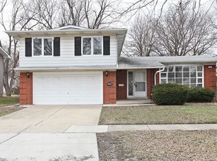 422 N Arizona Ave, Glenwood, IL