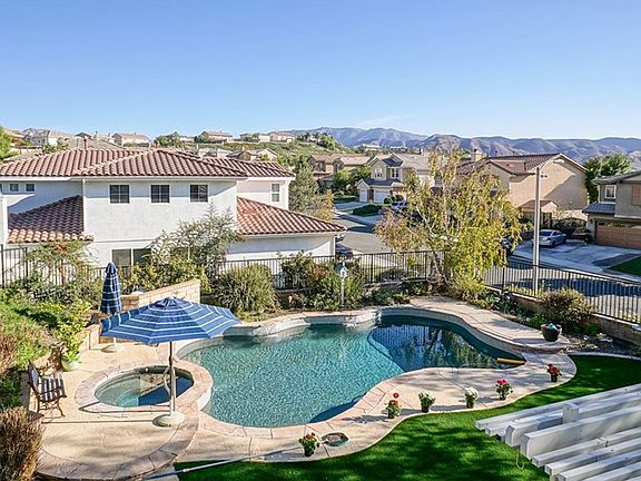 4th image of 29626 Mammoth Ln