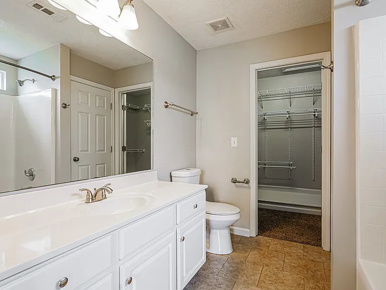 2900 Summer Hollow Ct — Photo 10