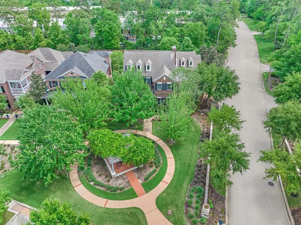 2731 Lake Front Cir, Spring, TX 77380