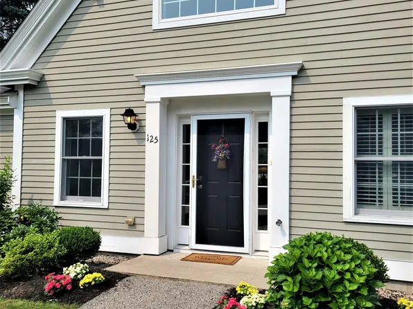 125 Farragut Way #125, Kennebunk, ME 04043