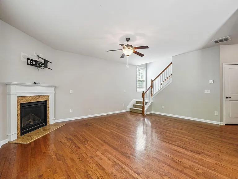 4450 Dartford Rd — Photo 21