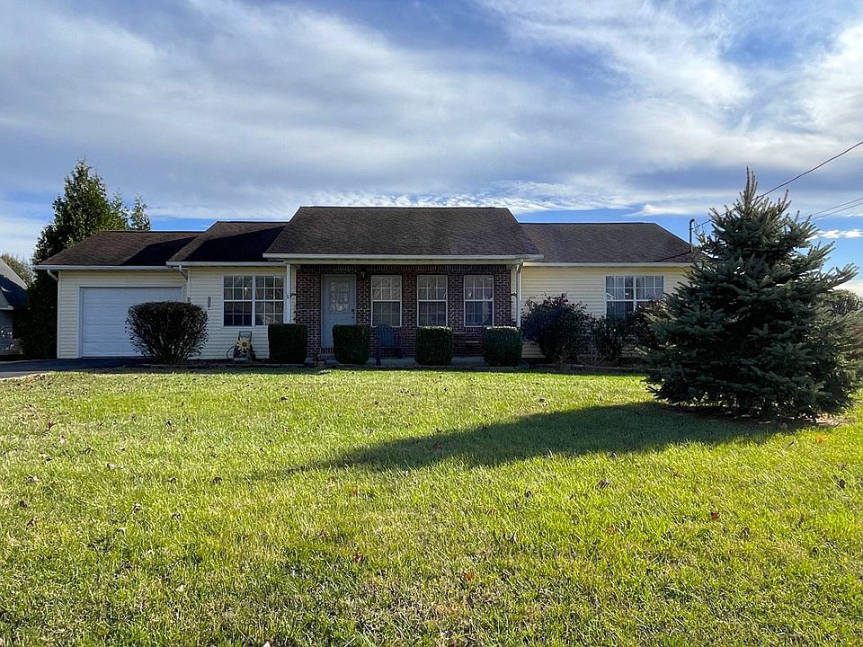 1st image of 360 Saint Edward Dr
