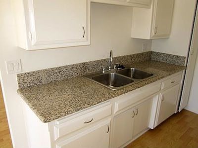 4th image of 612 Westbourne Dr APT 7