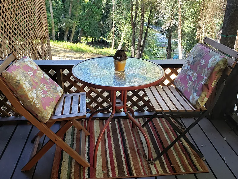 Fern Ave — Photo 2