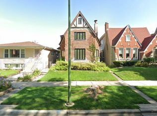 2910 W Fitch Ave, Chicago, IL 60645