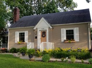 3225 E Chestnut Ave, Decatur, IL 62521