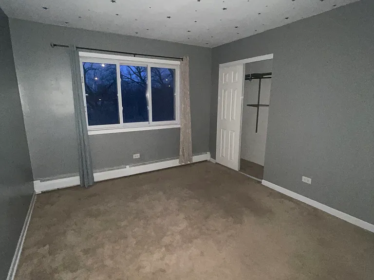 12715 La Crosse Ave #303 — Photo 8