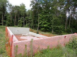 11817 21 Mile Rd, Sand Lake, MI 49343