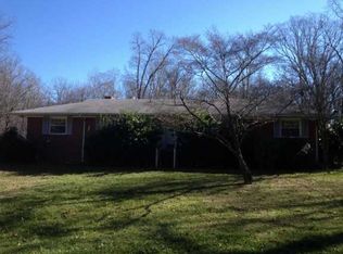 3301 Union Knoll Dr, Winston Salem, NC 27107