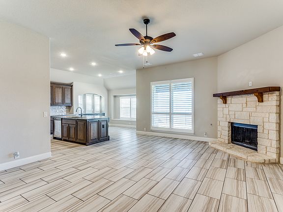 5th image of 4732 Hazy Hollow Ln