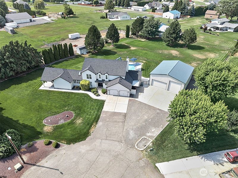 2nd image of 3803 Alderlake Court